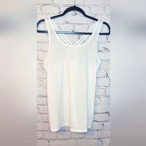 Victoria sport tank top size medium